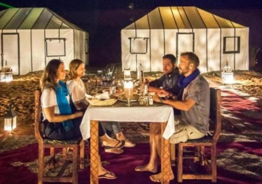 Blue Sky Luxury Camp Hotel Мерцуга Екстериор снимка
